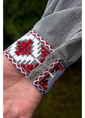 Серая мужская вышиванка пламя серая V&V (367254454)