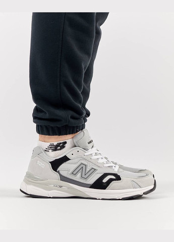 Сірі Осінні кросівки чоловічі light gray black, вьетнам New Balance 920