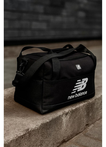 Сумка для спортивної форми та тренувального одягу виконана з практичного довговічного матеріалу No Brand (369326970)