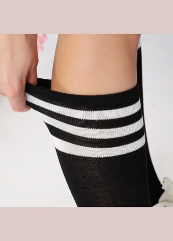 Гольфи спортивні з білими смужками бавовняні шкарпетки високі чорні 30550 35-41 No Brand (307930732)