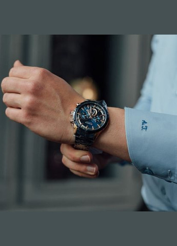 Wild Curren (346534095)