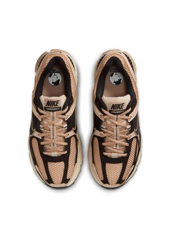 Кросівки W ZOOM VOMERO 5 FJ2028-106 Nike комбіновані всесезони (386429088)
