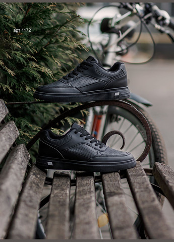 Черные кеды мужские classic full black perforation YZY