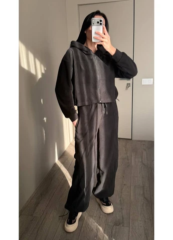 Жіночий спортивний костюм No Brand (378257701)