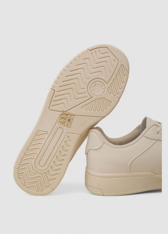 Бежеві кеди жіночі однотонні, колір чорний, 248rad20 Stilli