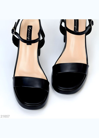 Жіночі шкіряні босоніжки на високих підборах 1520 Чорні Kamengsi (336709154)