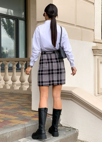 Черно-белая повседневная в клетку мини юбка в клетку с декоративными пуговицами. Tik-Tak