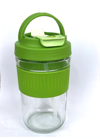 Кружка-склянка з кришкою, силіконовою трубочкою Зеленого кольору 550мл No Brand 5880 (314497210)