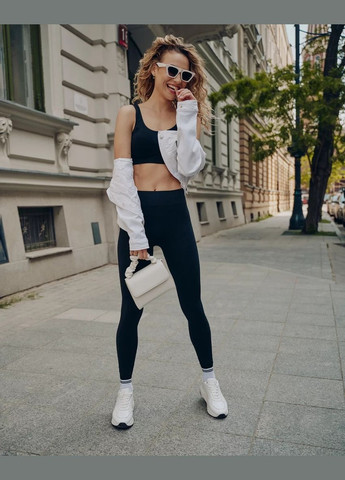 Черные демисезонные бесшовные женские леггинсы Gabriella