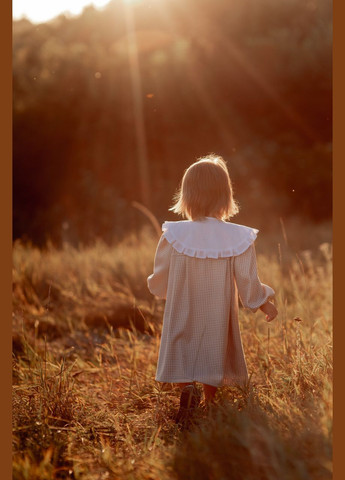 Бежевое платье с батистовым съемным воротничком в комплекте для школы V.O.G. (303106203)