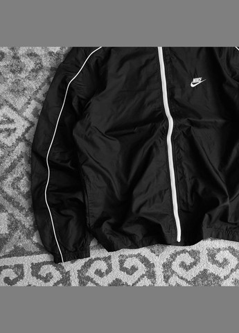 Черная демисезонная ветровка No Brand