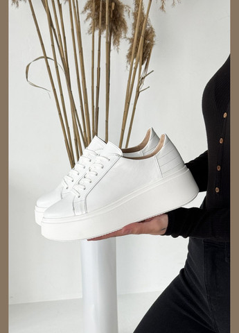 Білі осінні стильні та зручні кросівки на масивній платформі із натуральної шкіри InFashion Кросівки