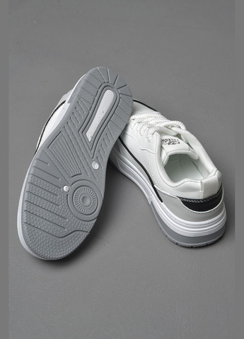 Білі Осінні кросівки чоловічі біло-сірого кольору на шнурівці Let's Shop