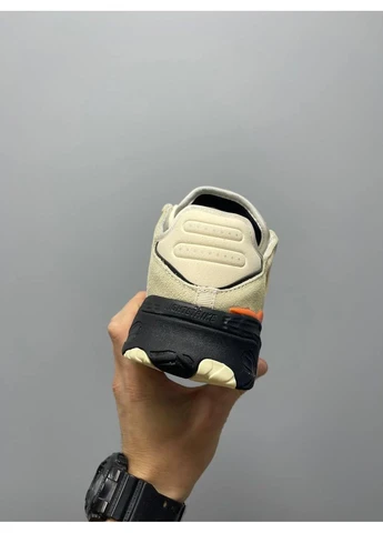 Черные демисезонные кроссовки мужские adidas niteball beige black orange v2 адидас найтбол черные No Brand