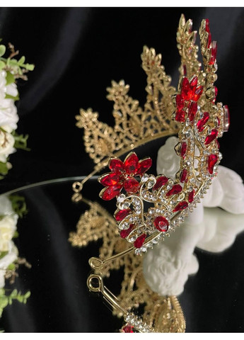 Діадема на петлях з камінням Swarovski Золотиста 17х9.5 см Красива корона з бордовими каменями No Brand (369162717)