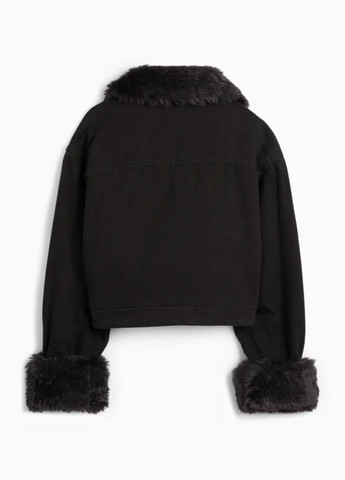 Чорна демісезонна куртка C&A