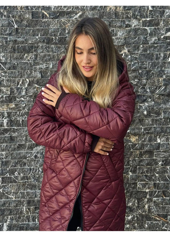 Бордовая зимняя куртка 2015 зимняя стеганная плащевка, силикон 200, с капюшоном на молнии Україна