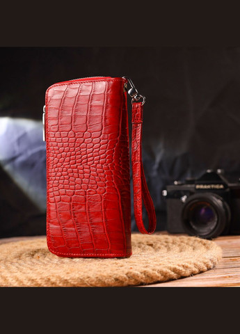 Горизонтальний яскравий гаманець для жінок із натуральної фактурної шкіри під крокодила червоний 19х9,5х2,5 см 21621 Canpellini (329195908)