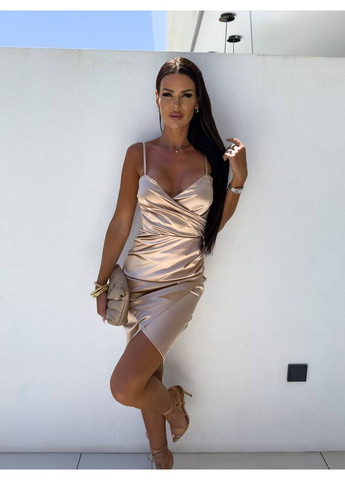 Бежевое праздничный платье из шелка армани – роскошь и элегантность ✨ (замеры в описании) DK/DL Мода без кордонів однотонное