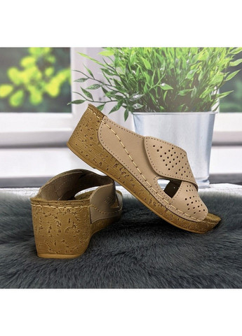 Светло-коричневые шлепанцы женские Sanipur