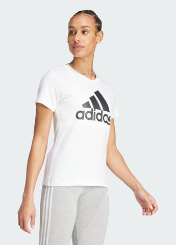 Біла всесезон футболка essentials logo adidas