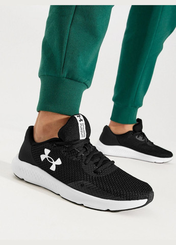 Чорні кросівки Under Armour