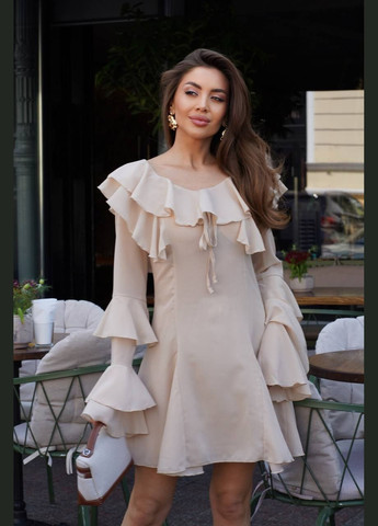 Бежевое повседневный шифоновое платье мини с воланами и длинными рукавами MonCher