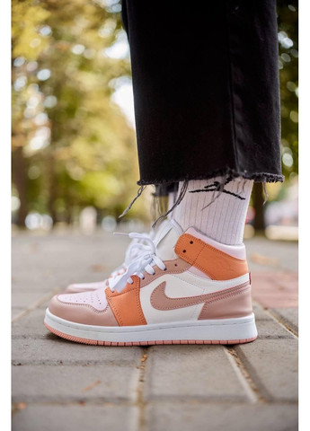 Бежевые демисезонные кроссовки мужские nike air jordan 1 retro orange white beige найк аир джордан No Brand
