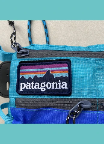 Сумка Patagonia чоловіча барсетка з шевроном прямокутна блакитна. Месенджер через плече No Brand патагонія (317319581)