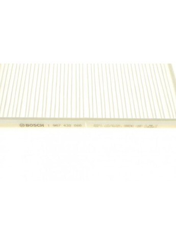 Фільтр салону Opel Agila/ Suzuki Ignis/ Subaru Justy 00 1 987 432 066 UA63 Bosch (366175166)