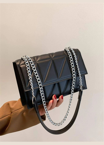 Жіноча сумка крос-боді на цепочці чорна No Brand (290665282)