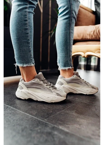 Комбіновані літні кросівки adidas yeezy boost 700 v2 static адідас ізі буст No Brand