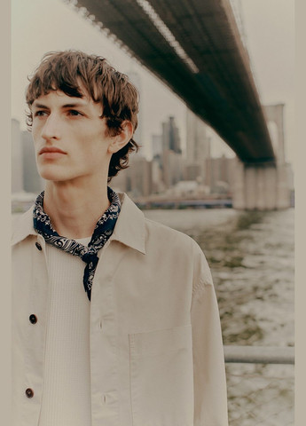 Бежевая демисезонная куртка-рубашка H&M