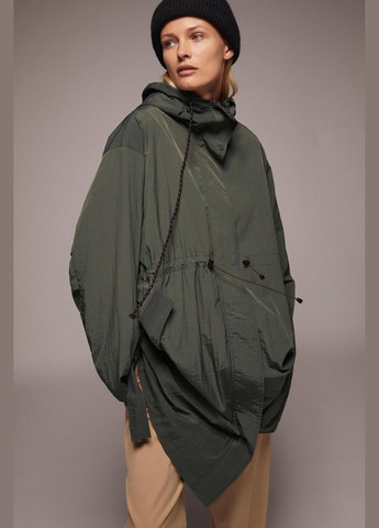 Оливкова (хакі) демісезонна куртка парка oversize Zara