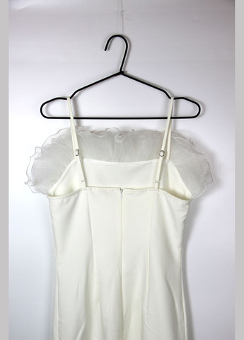 Белое платье YAS