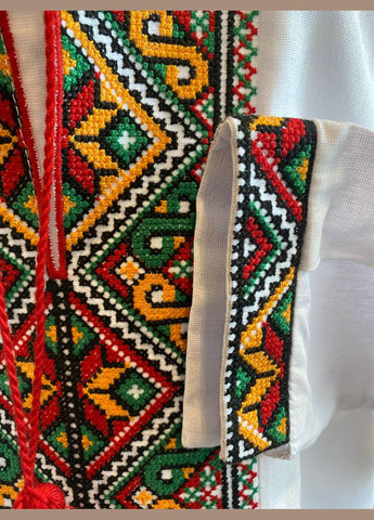 Яскраво-червона багатоколірна вишиванка на хлопчика Lelyk візерунок геометричний бязь (303354981)