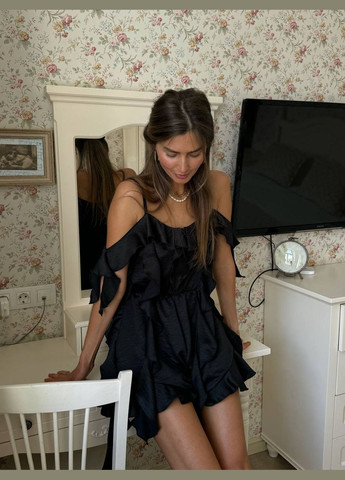 Сатиновий комбінезон з воланами Україна комбінезон-шорти чорний святковий, повсякденний, кежуал, коктейльний сатин