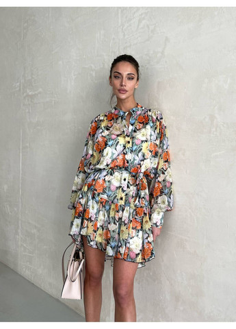 Черное легкое шифоновое платье ann с поясом цвет лилия на черном milirud