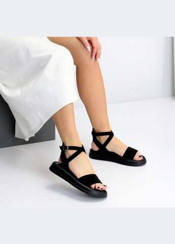 Жіночі чорні замшеві босоніжки на низькому ходу з ремінцем – зручне і стильне літнє взуття Garti Босоніжки (342122477)