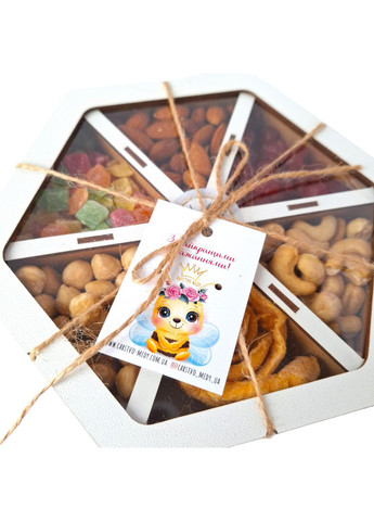 Подарунковий набір горіхів і сухофруктів у дерев'яній коробочці 450 грамів Царство Меду (324627862)