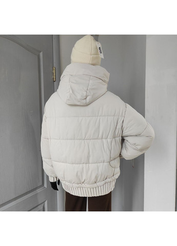 Молочная зимняя куртка женская зима дутая капюшон укороченная тёплая молоко No Brand