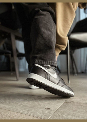 Чорно-білі Зимовий кросівки зимові чоловічі і жіночі nike air jordan 1 winter black white fur | найк аір джордан 1 чорно-білі з хутром No Brand