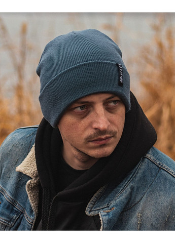 Шапка мужская светло-синего цвета двухслойная демисезон/зима No Brand (363979547)