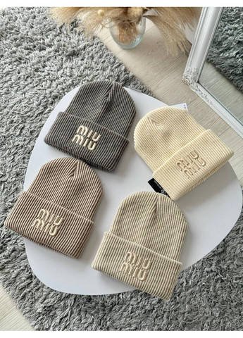 Шапка жіноча з невисокою лопаткою універсального розміру. Тепла та стильна шапка з подвійним закотом Сірий No Brand (367837399)