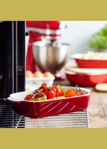 Форма для випічки Stoneware з кришкою червона 0,9 л CC006104-001 KitchenAid (316468897)