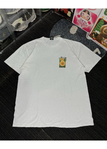 Біла футболка чорна, біла з красивим переднім принтом в стилі stussy No Brand