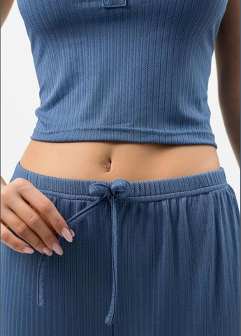 Синяя всесезон женская пижама двойка с топом на тонких бретелях + брюки свободного кроя пижамный комплект в рубчик с кружевной отделкой майка + брюки Cindylove