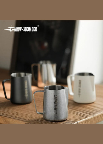 Пітчер Silver Spot 600 мл MHW-3Bomber 3.0 (R-P3015SS-VS) No Brand (303975496)