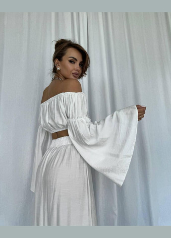 Женский костюм из американского крепа: топ + брюки с разрезами голубой 42–46 No Brand (351903690)