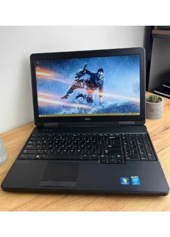 Ноутбук Latitude E5540 / 15.6" (1366x768) TN / intel Core i5-4200U (2 (4) ядра по 1.6 - 2.6 GHz) / 8 GB DDR3 / 240 GB SSD / Dell (398131437)